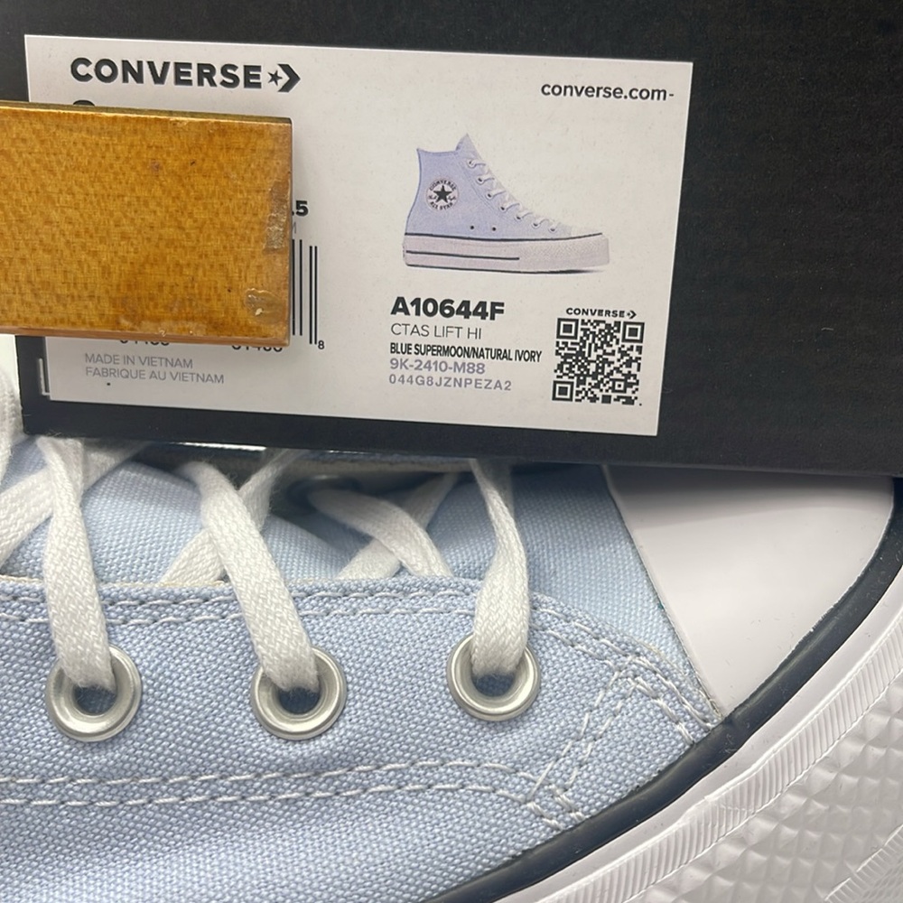 Converse WMNS Platform Sneakers A10644F
CTAS LIFT. HI BLUE SUPERMOON/NATURAL IVR - Picture 16 of 16